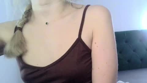 anabellaana11 online show from 03.05.25