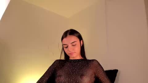 ANABEL WOLF  online show from 02.13.25