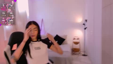 ANABEL WOLF  online show from 11.30.25