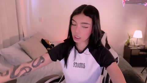 ANABEL WOLF  online show from 08.06.26