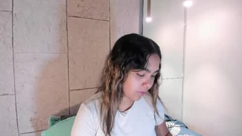 Anna online show from 04.26.26