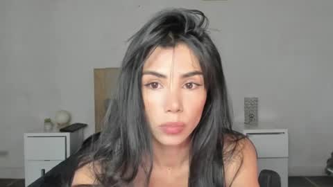 Snapshot of anahenao chatting on 07.27.26 Ana Henao or Annie... Follow me ahenaocb Insta X online show from 07.27.26