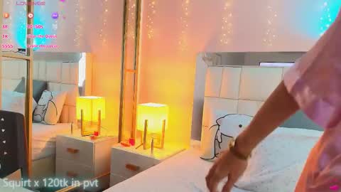 Anahi  online show from 02.04.26