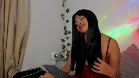 Snapshot of anahirivera chatting on 01.14.26 Anahi Rivera online show from 01.14.26