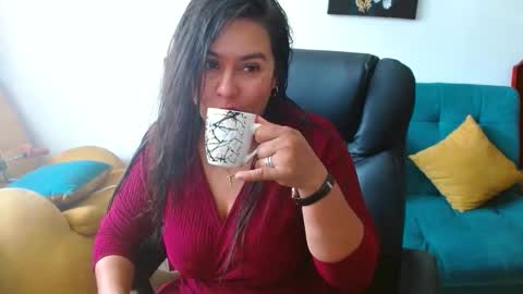 Snapshot of anaids_dam chatting on 02.22.26 anaids online show from 02.22.26