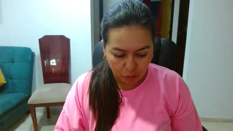 Snapshot of anaids_dam chatting on 03.10.26 anaids online show from 03.10.26