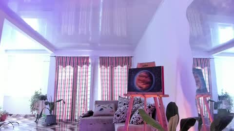 Mariana  online show from 01.18.25