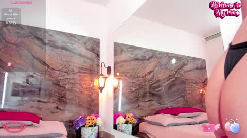 Analia smith online show from 01.22.25