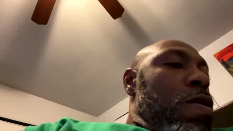 Snapshot of analluvz chatting on 01.13.25 Luv online show from 01.13.25