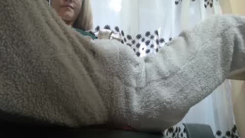 analove200 online show from 02.28.25