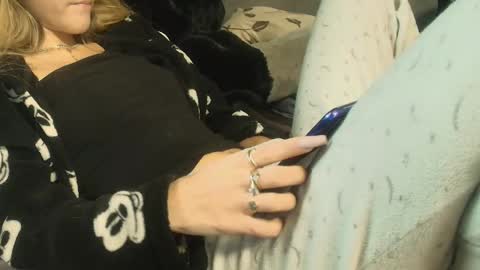 analove200 online show from 10.26.25