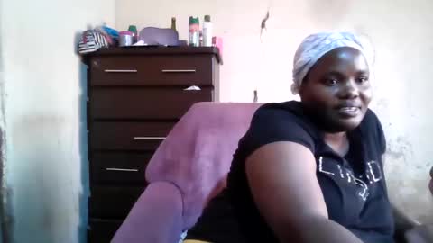 Snapshot of analslut1987 chatting on 02.14.26 analslut1987 online show from 02.14.26