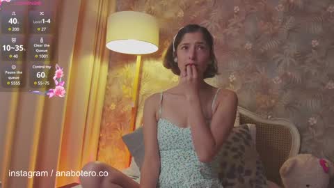 Ana Mara Botero online show from 12.04.24