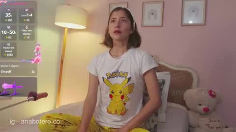 Ana Mara Botero online show from 03.12.25