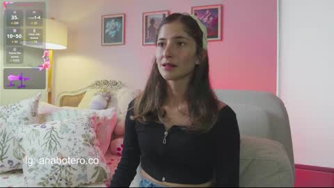 Snapshot of anam8 chatting on 04.07.26 Ana Mara Botero online show from 04.07.26