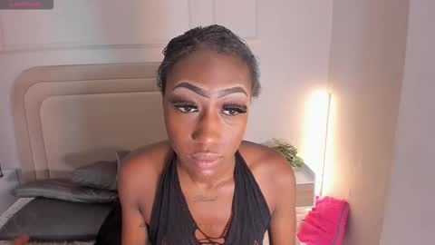 anamonroee online show from 11.05.25