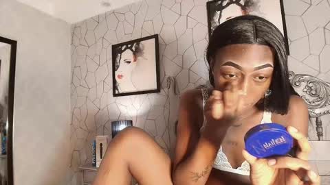 Snapshot of anamonroee chatting on 02.22.26 anamonroee online show from 02.22.26