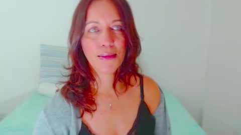 anapereira12 online show from 03.10.26