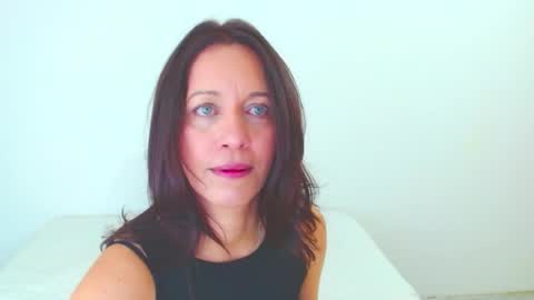 anapereira12 online show from 04.23.26