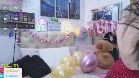 Anastasia Redgrave online show from 11.26.25