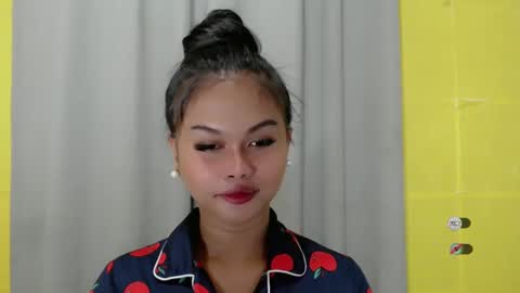 Snapshot of anaruru_ chatting on 01.10.25 ANA online show from 01.10.25