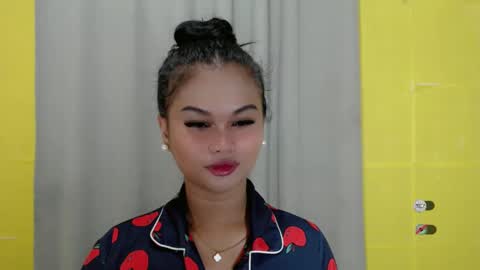 Snapshot of anaruru_ chatting on 01.15.25 ANA online show from 01.15.25