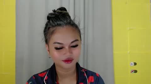 Snapshot of anaruru_ chatting on 01.17.25 ANA online show from 01.17.25