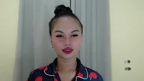 Snapshot of anaruru_ chatting on 02.11.25 ANA online show from 02.11.25