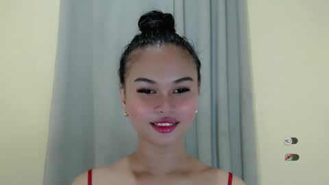 Snapshot of anaruru_ chatting on 02.15.25 ANA online show from 02.15.25