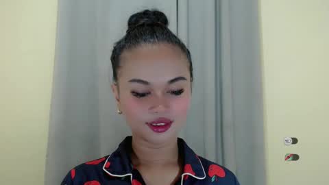 Snapshot of anaruru_ chatting on 02.17.25 ANA online show from 02.17.25