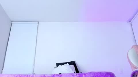 Anastacia online show from 12.13.24