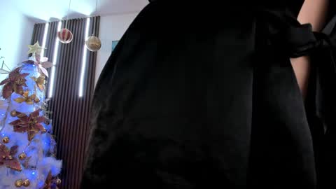 Ana Stalin online show from 12.20.24