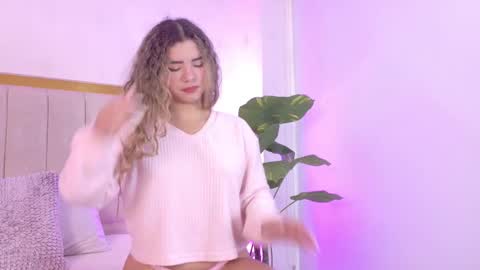 Mia online show from 03.19.26