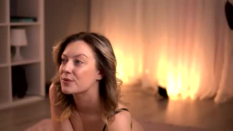 Snapshot of anastasiamills chatting on 02.27.26 AnastasiaMills online show from 02.27.26