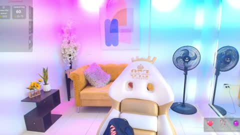Snapshot of anastasiia_rouse chatting on 06.18.26 Anastasia online show from 06.18.26