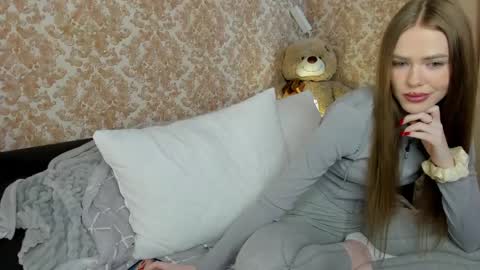 Snapshot of anayalowe chatting on 05.05.26 anayalowe online show from 05.05.26