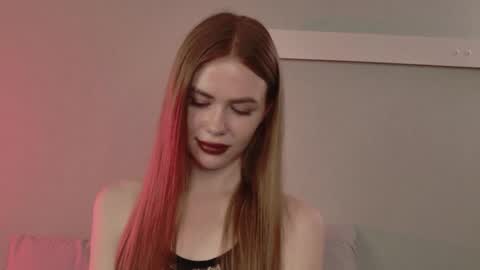 Snapshot of anayalowe chatting on 05.30.26 anayalowe online show from 05.30.26