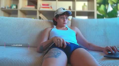 Snapshot of anddres_boss chatting on 10.07.25 Tell Me ANDRESS ----- online show from 10.07.25