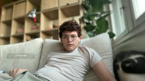 Snapshot of anddres_boss chatting on 11.04.25 Tell Me ANDRESS ----- online show from 11.04.25