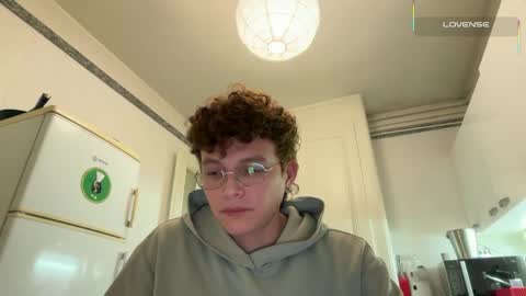 Snapshot of anddres_boss chatting on 02.11.26 Tell Me ANDRESS ----- online show from 02.11.26