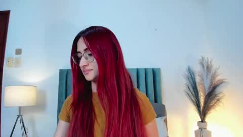 Andra Cyrus online show from 03.03.25