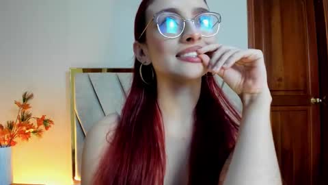 Andra Cyrus online show from 01.17.26