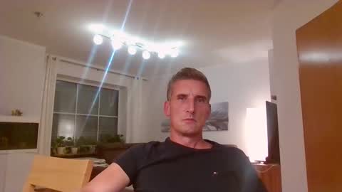 Name online show from 09.11.25