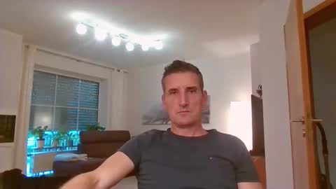 Name online show from 10.19.25