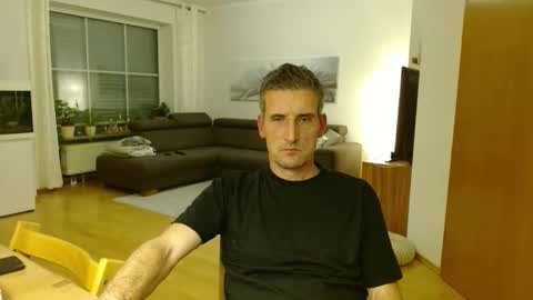 Name online show from 11.28.25