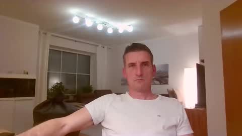 Name online show from 01.06.26