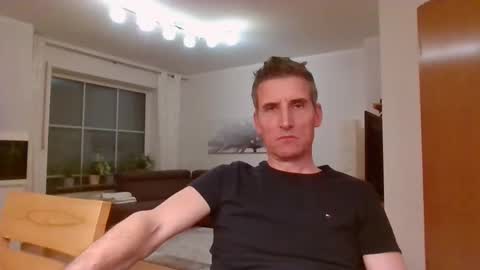 Name online show from 04.12.26
