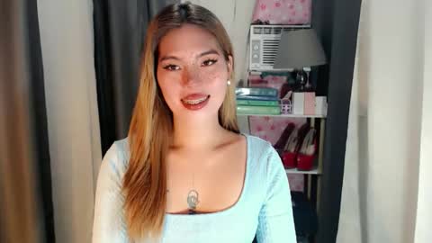 andrea06121998 online show from 05.25.26