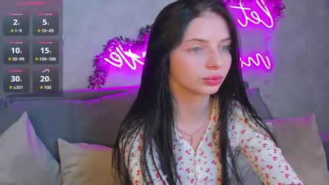 Snapshot of andrea_devis chatting on 01.12.26 Eva online show from 01.12.26