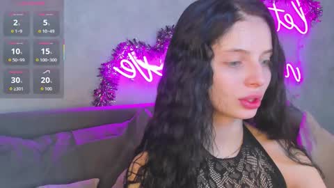 Snapshot of andrea_devis chatting on 01.15.26 Eva online show from 01.15.26